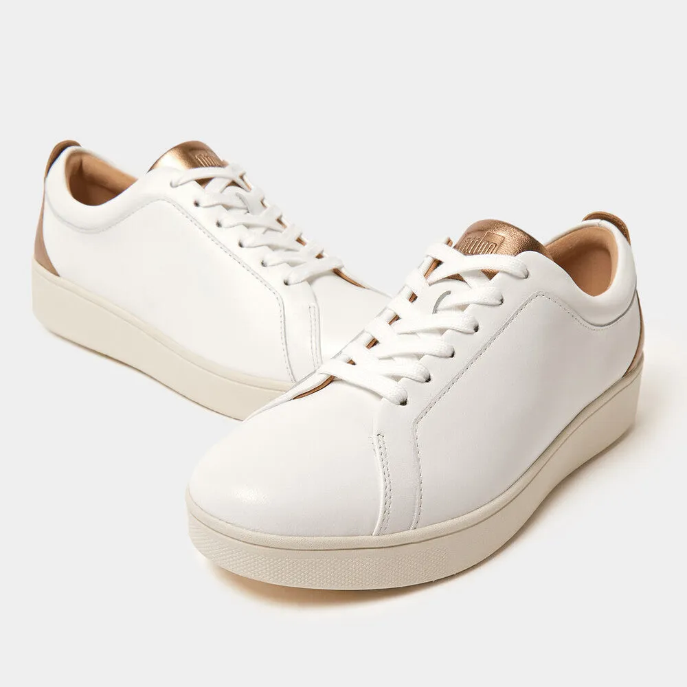 รองเท้าผ้าใบ ผู้หญิง รุ่น RALLY METALLIC-BACKTAB LEATHER TRAINERS