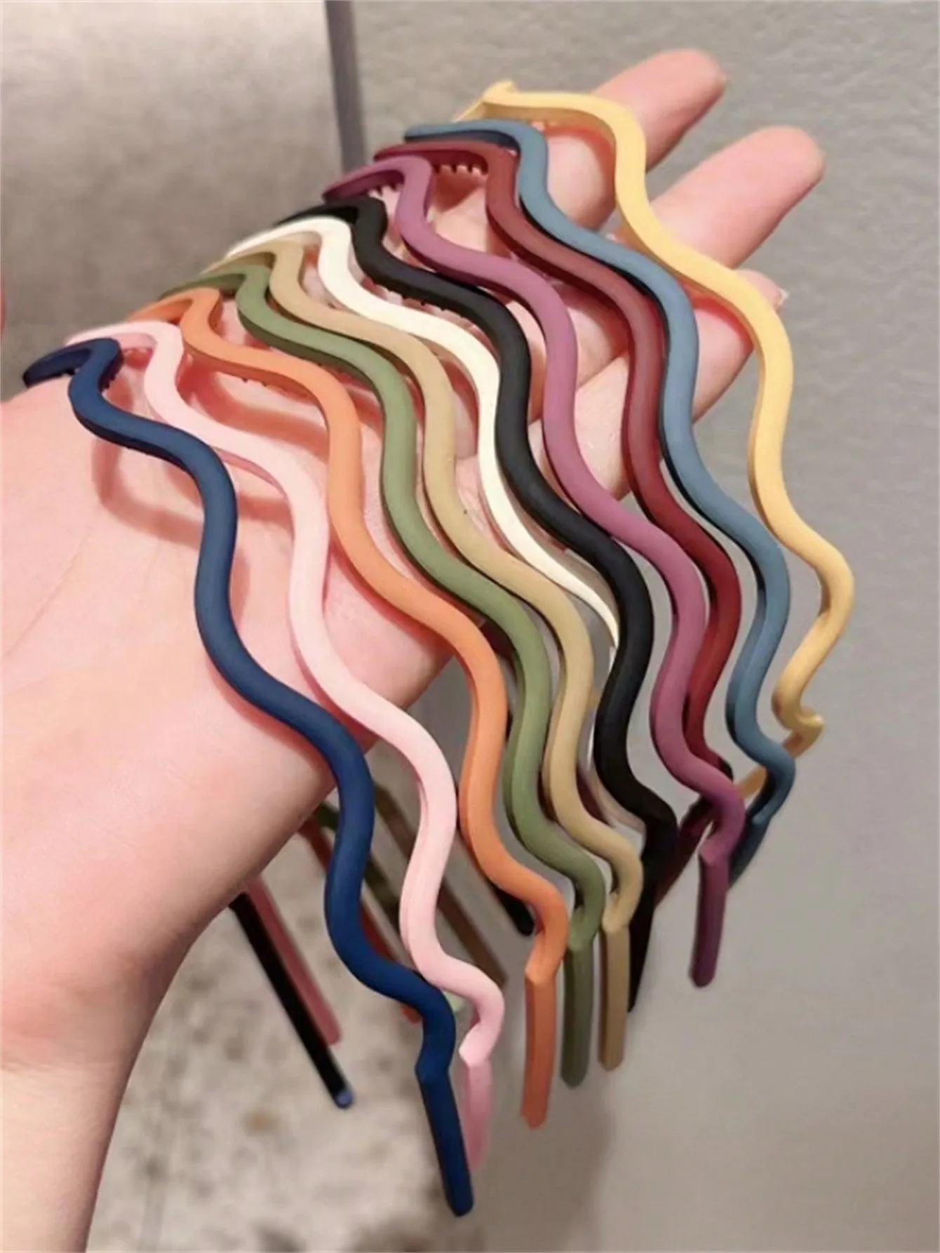 11pcs/Set Colored Wavy Hair Hoop For Women, Matte Design Hair Clip, Anti-Slip Hairband For Face Washing And Sports