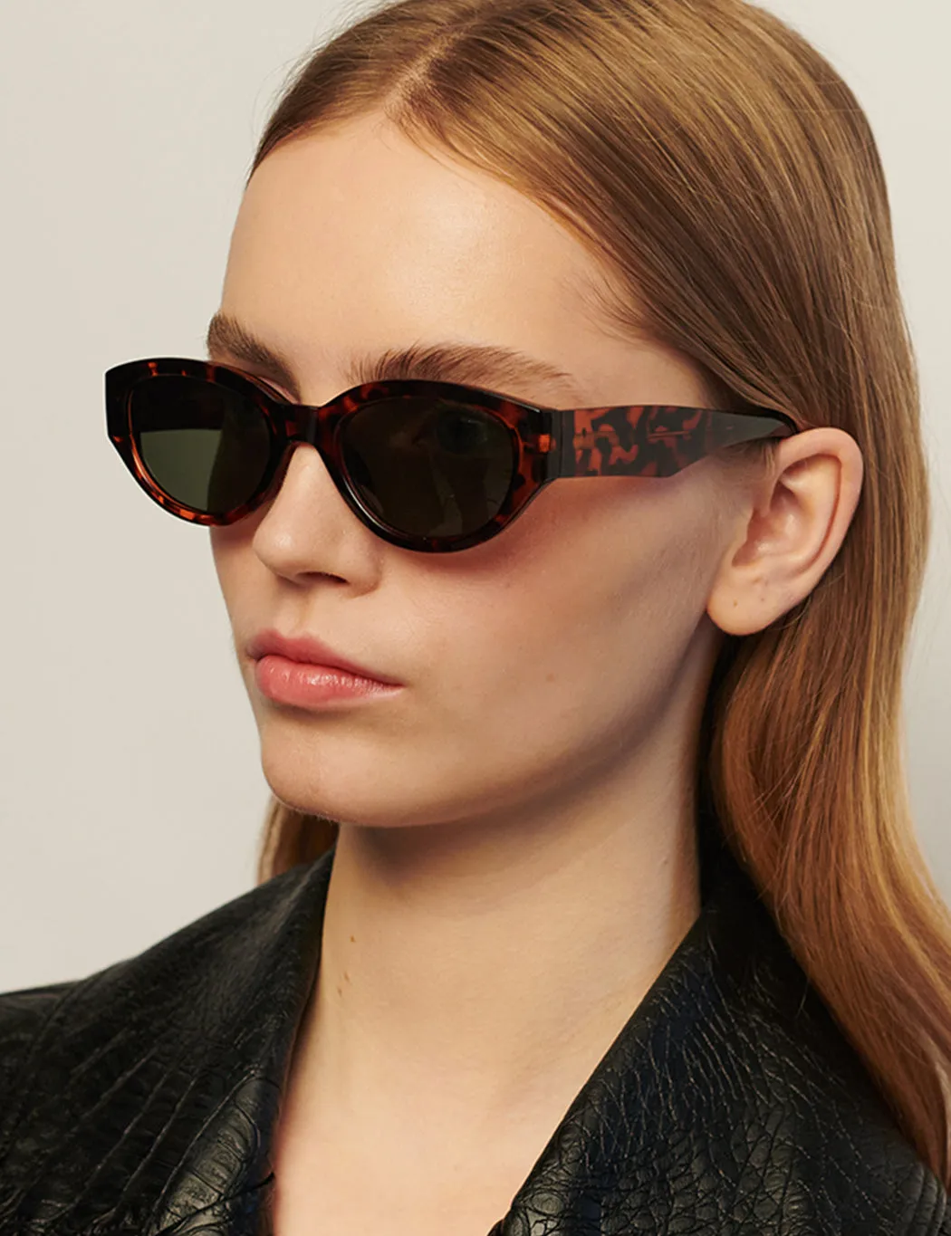 A. Kjaerbede Winnie Sunglasses - Demi Tortoise