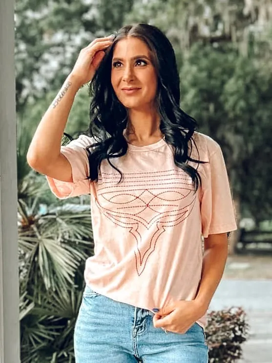 Boot Stitch Graphic Tee | Pink