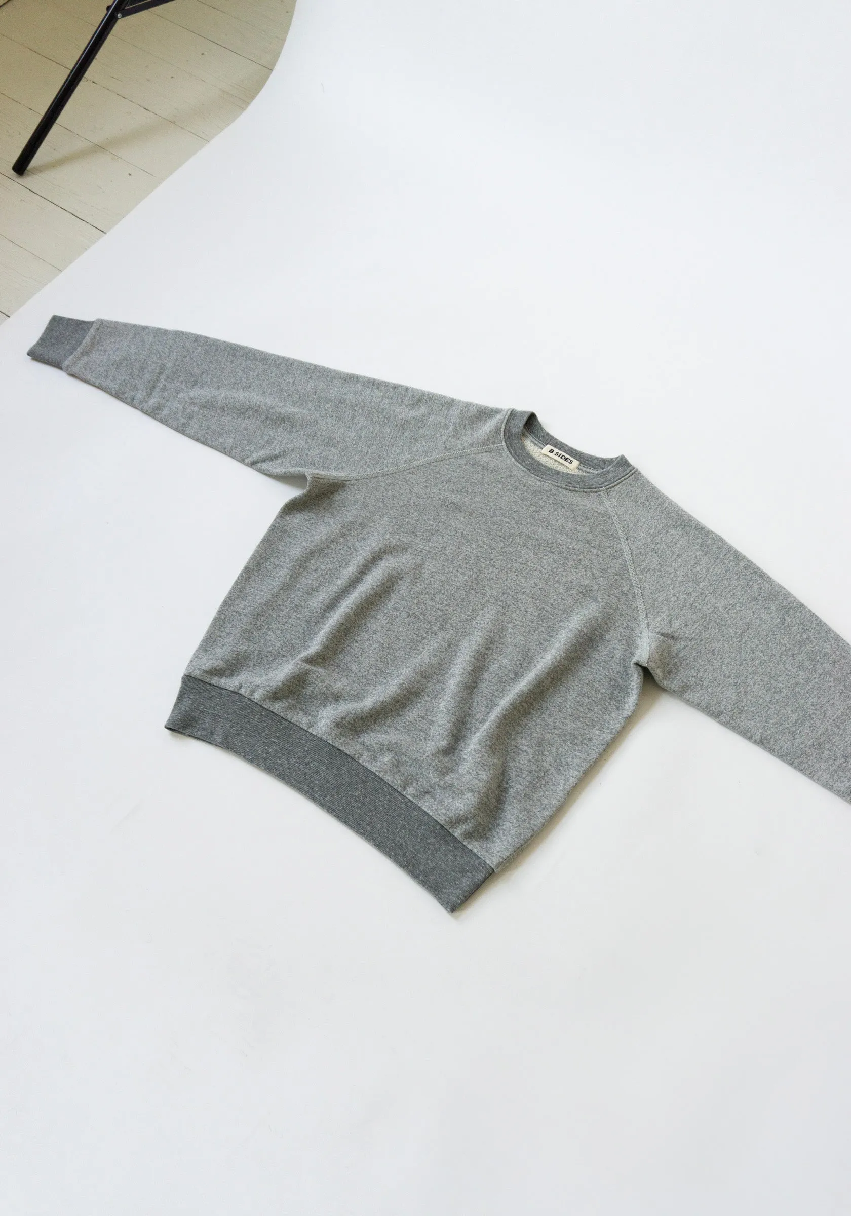 Crewneck Sweatshirt in Heather Grey