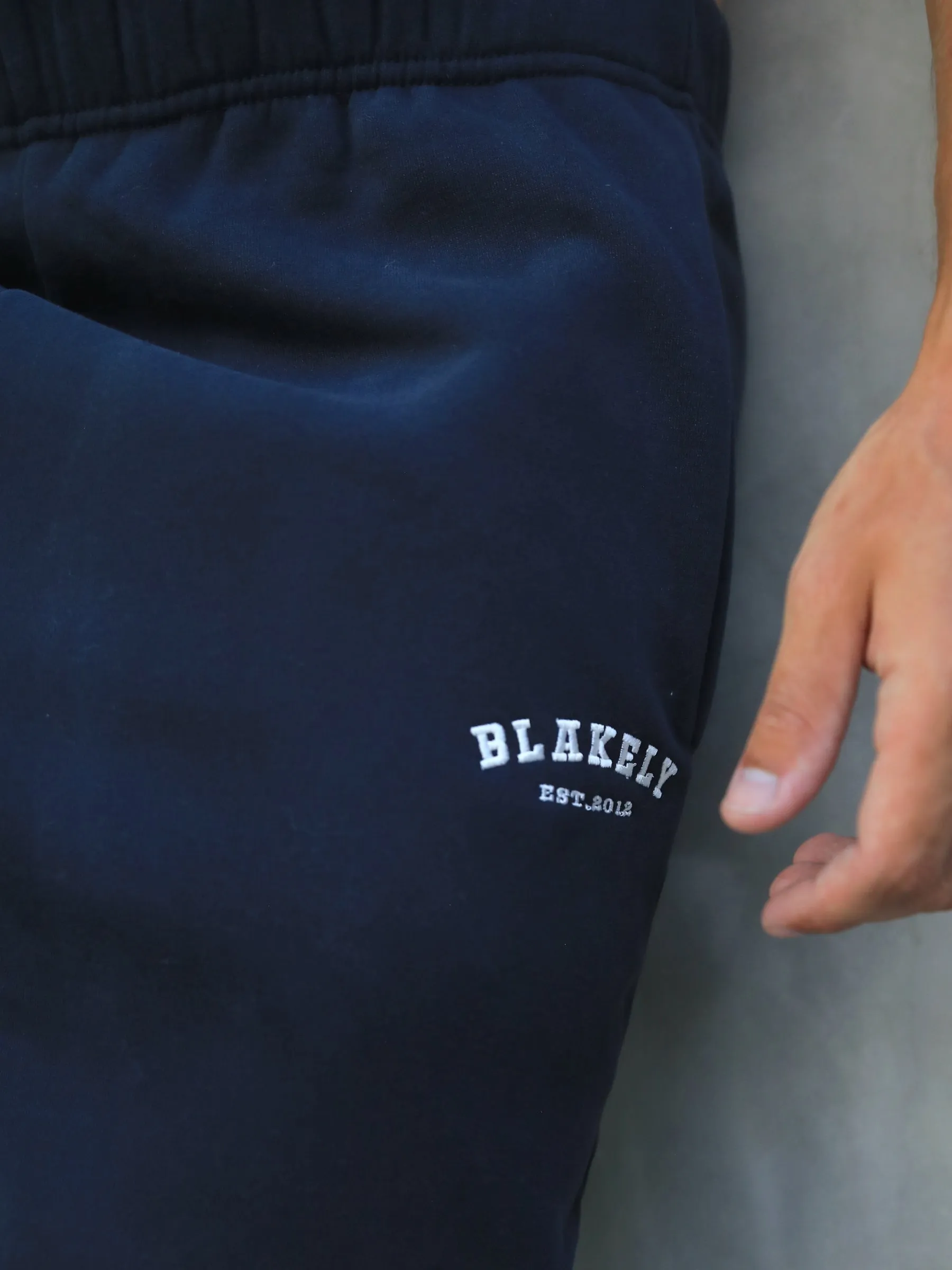 Heritage Relaxed Sweatpants - Dark Navy