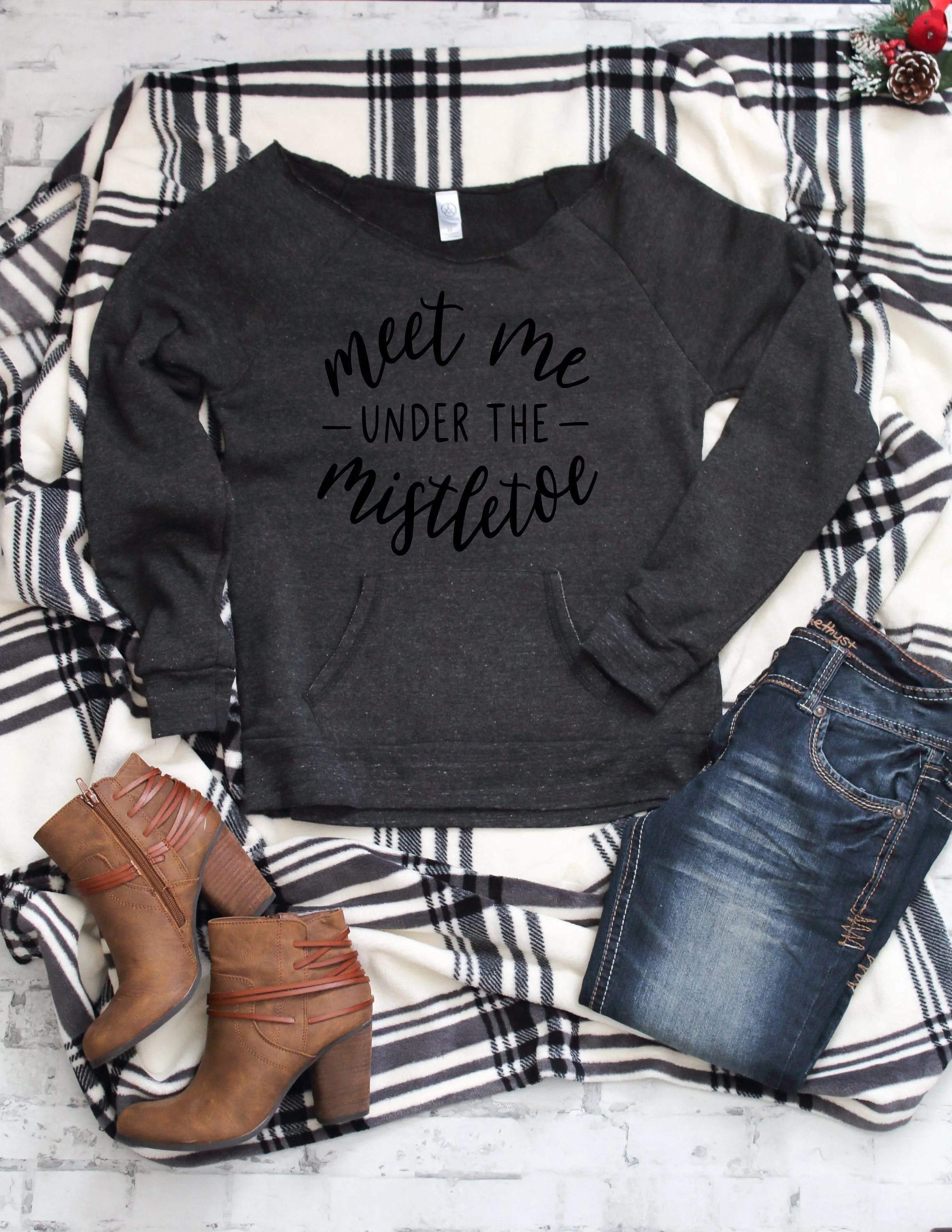 Meet me under the mistletoe Fleece raw neck grey sweatshirt for women