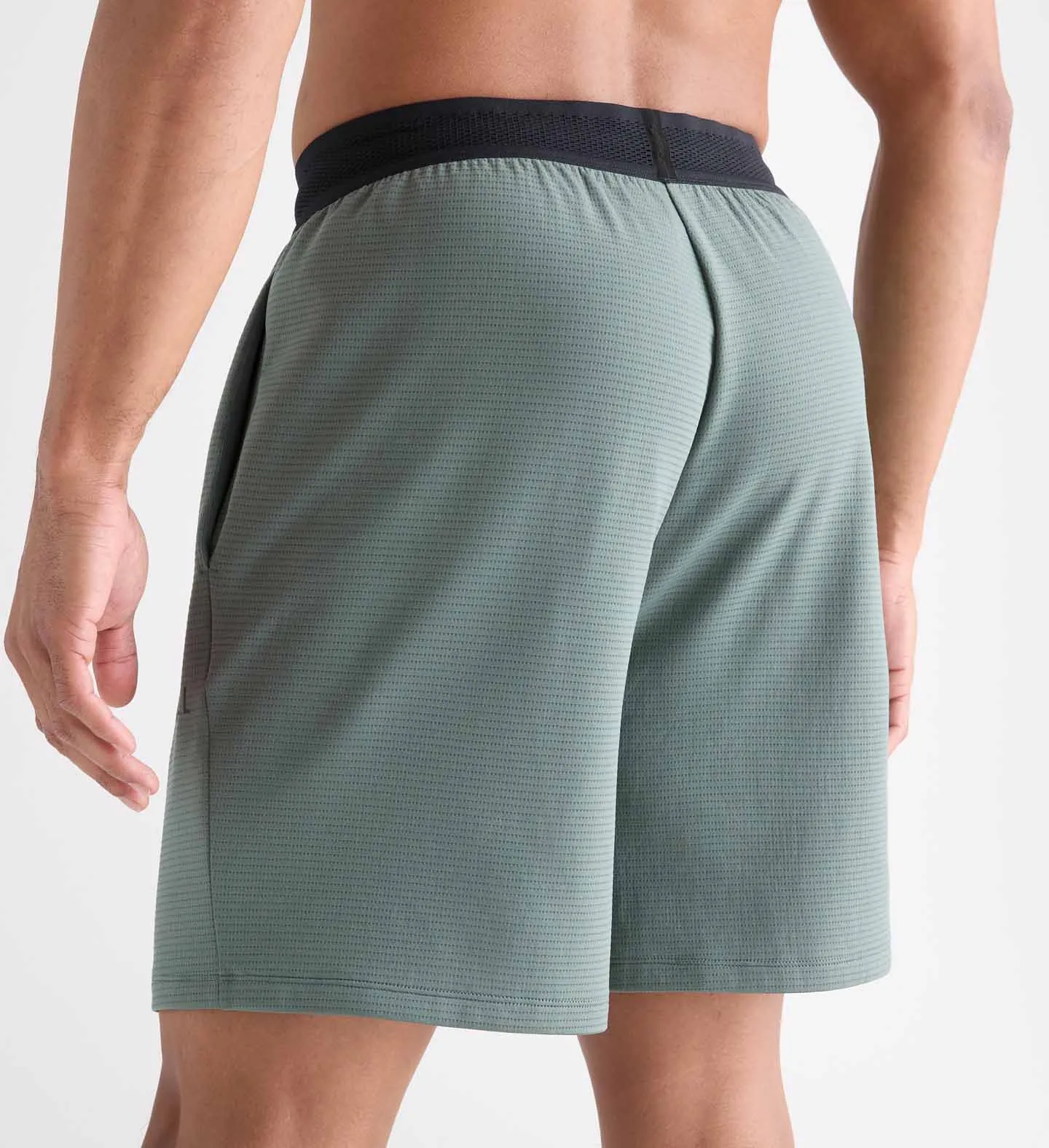 Men's Textured Knit Short 7"