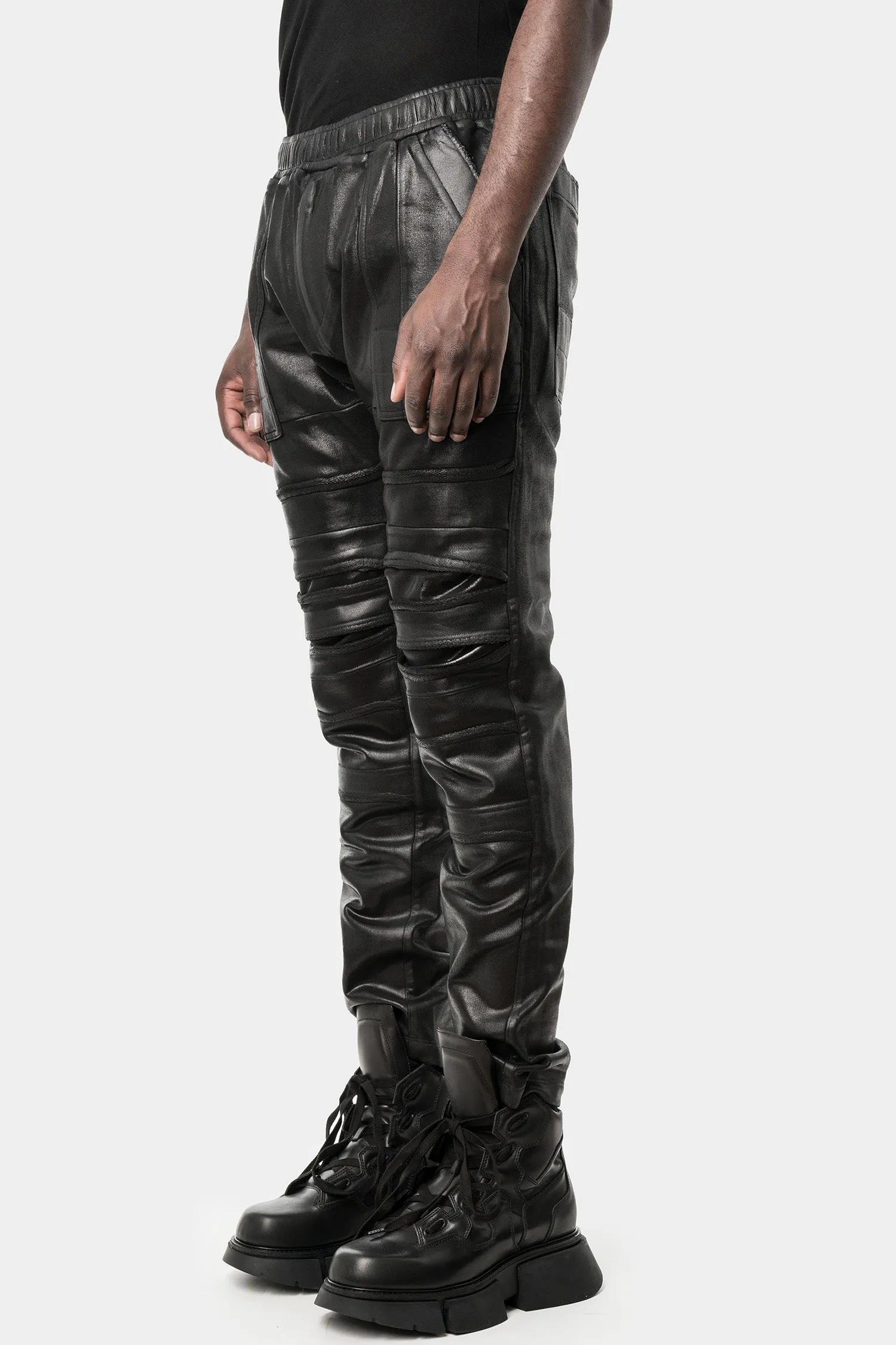 Split knee sweatpants, Coated