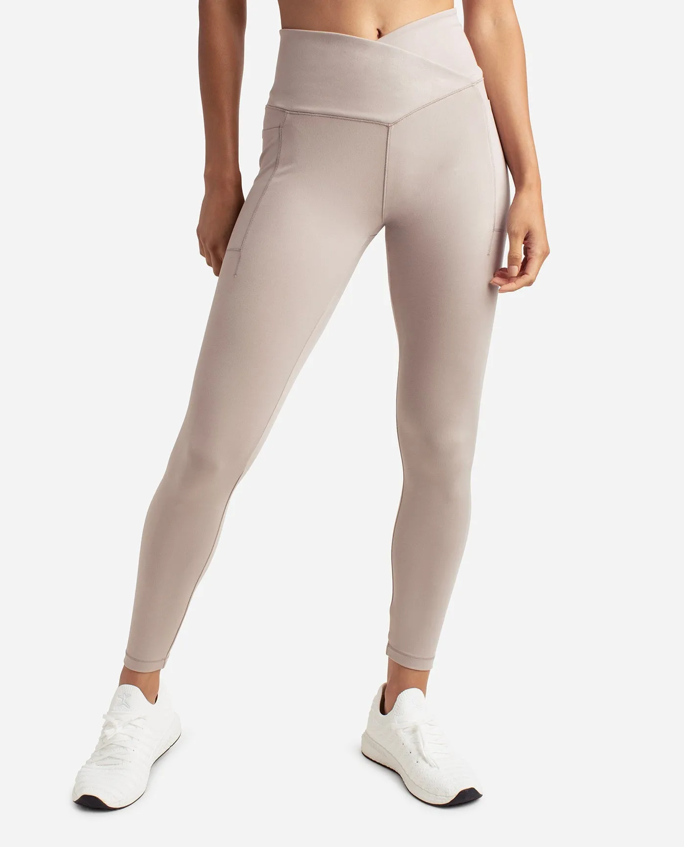 Studio Cross Waist Legging